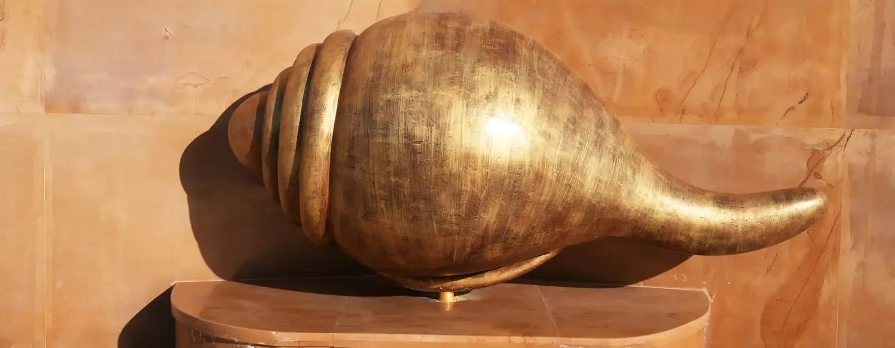 Photos of panchajanya sankh at chaar dham temple vrindavan